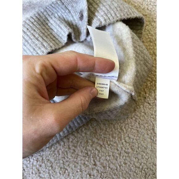 ATHLETA Westlake Cardigan Sweater size Small Petite Merino Wool Bland Cream Gray - Picture 12 of 12